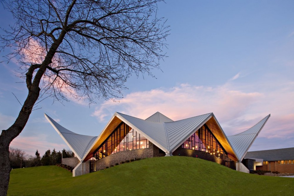 The Church of St. Aloysius / Erdy McHenry Architecture