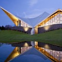 The Church of St. Aloysius / Erdy McHenry Architecture © Alan Schindler