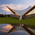 The Church of St. Aloysius / Erdy McHenry Architecture © Alan Schindler