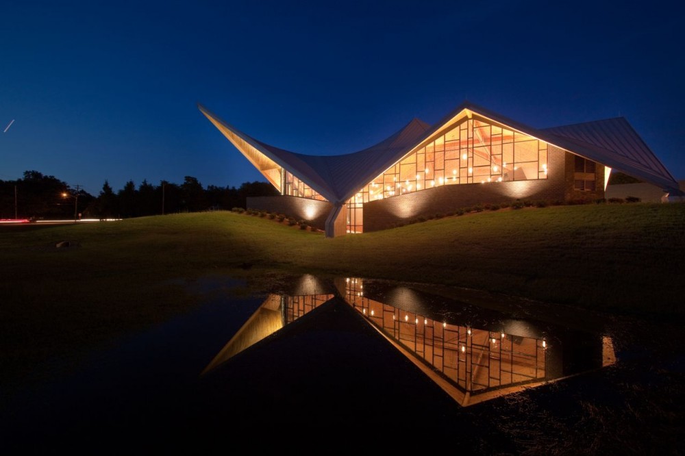 The Church of St. Aloysius / Erdy McHenry Architecture