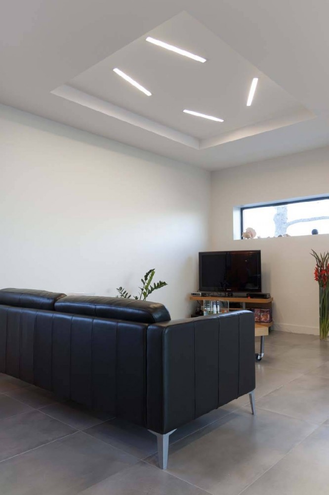 House R / Kaboom Architecture