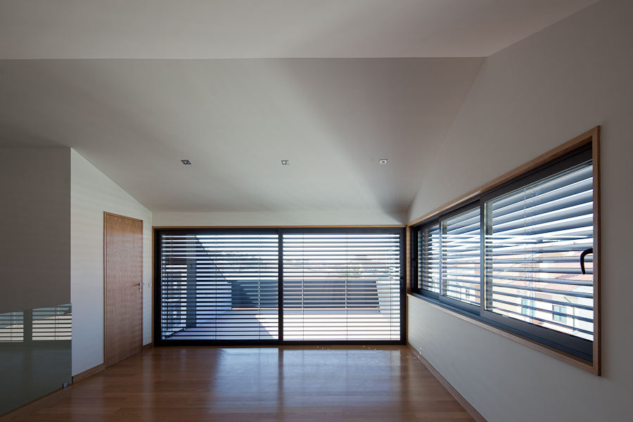 Agudela House / Rui Cerqueira Barros