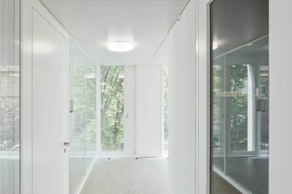 Regensdorf Community Center / phalt Architekten