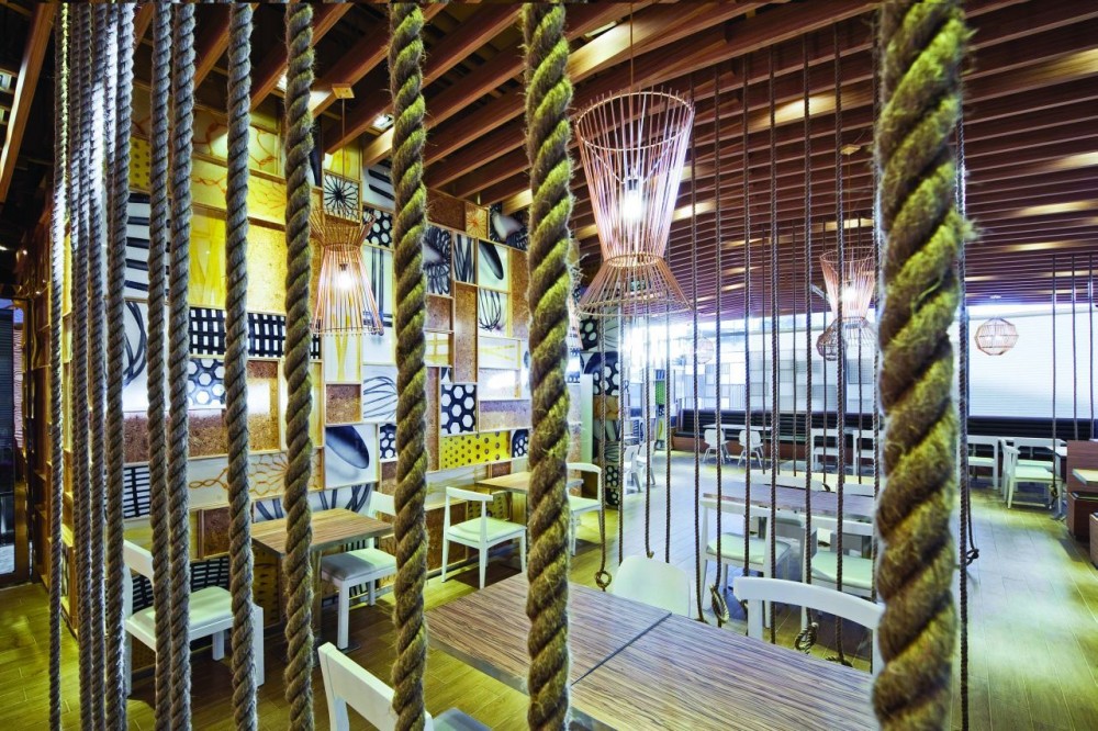 Izakaya Singer / Panorama