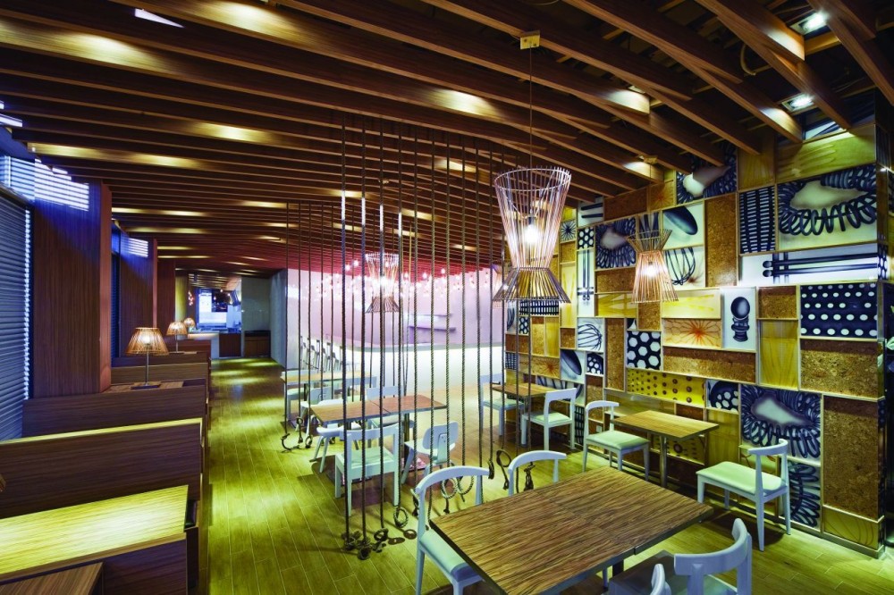 Izakaya Singer / Panorama