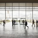 Headquarters Caja de Badajoz / Studio Lamela Architects Headquarters Caja de Badajoz / Studio Lamela Architects © Daniel Schäfer