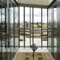 Headquarters Caja de Badajoz / Studio Lamela Architects Headquarters Caja de Badajoz / Studio Lamela Architects © Daniel Schäfer