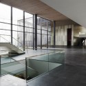 Headquarters Caja de Badajoz / Studio Lamela Architects Headquarters Caja de Badajoz / Studio Lamela Architects © Daniel Schäfer