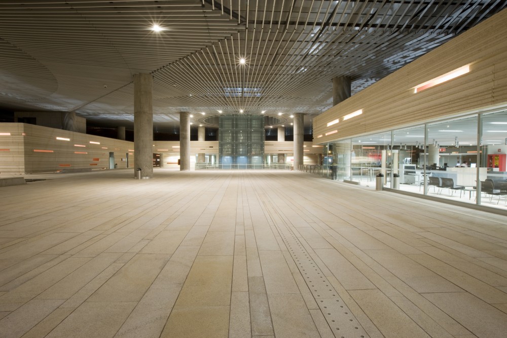 Call Center Querétaro / Studio Lamela Architects