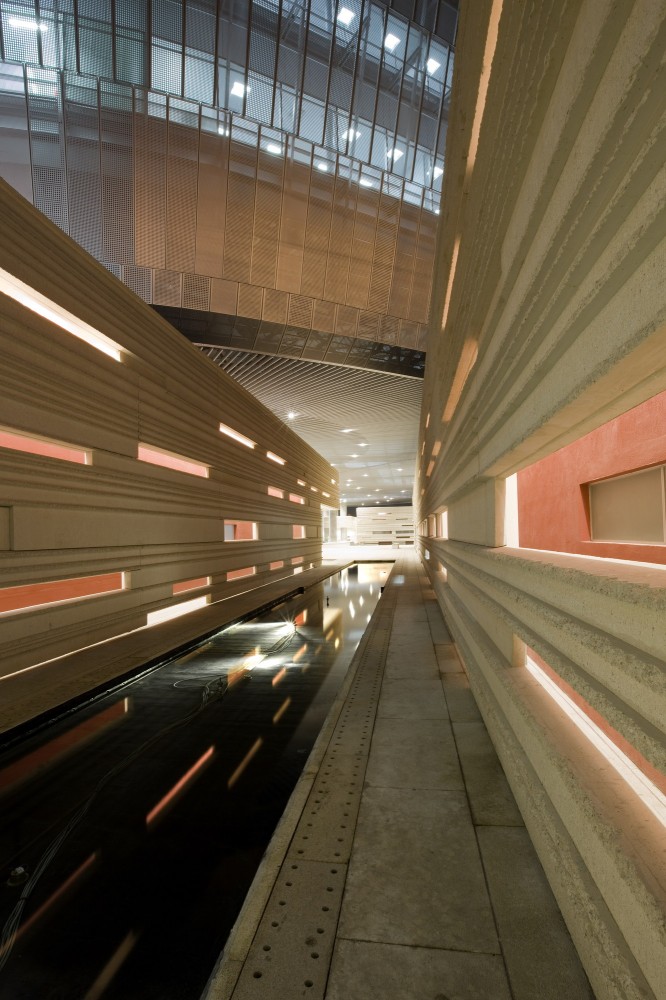 Call Center Querétaro / Studio Lamela Architects