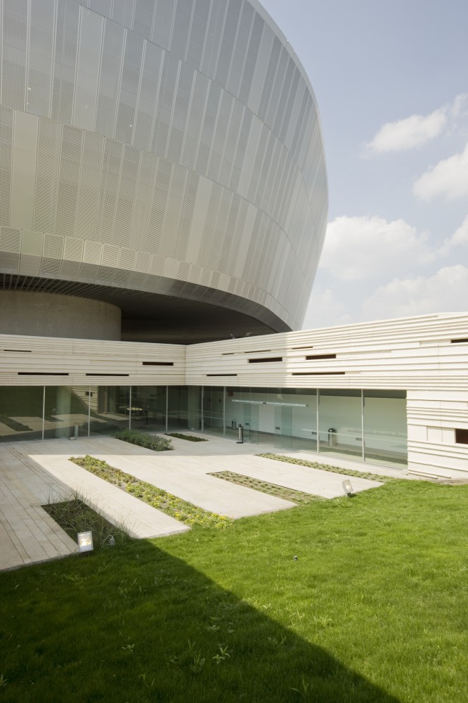 Call Center Querétaro / Studio Lamela Architects