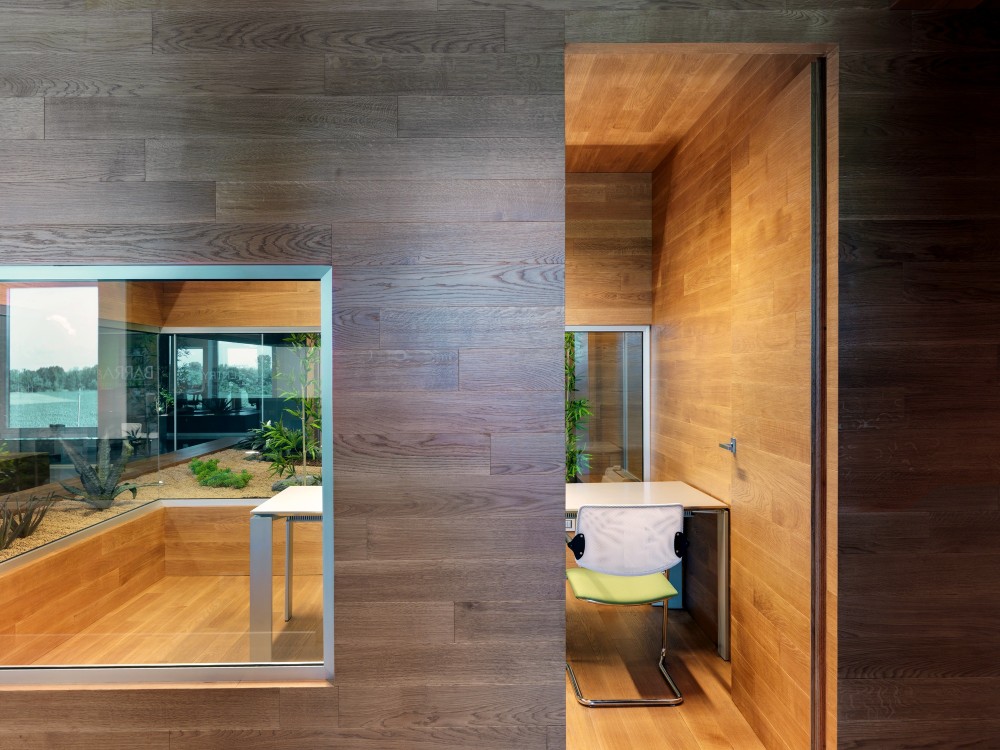 Barra&Barra Office / Damilano Studio Architects