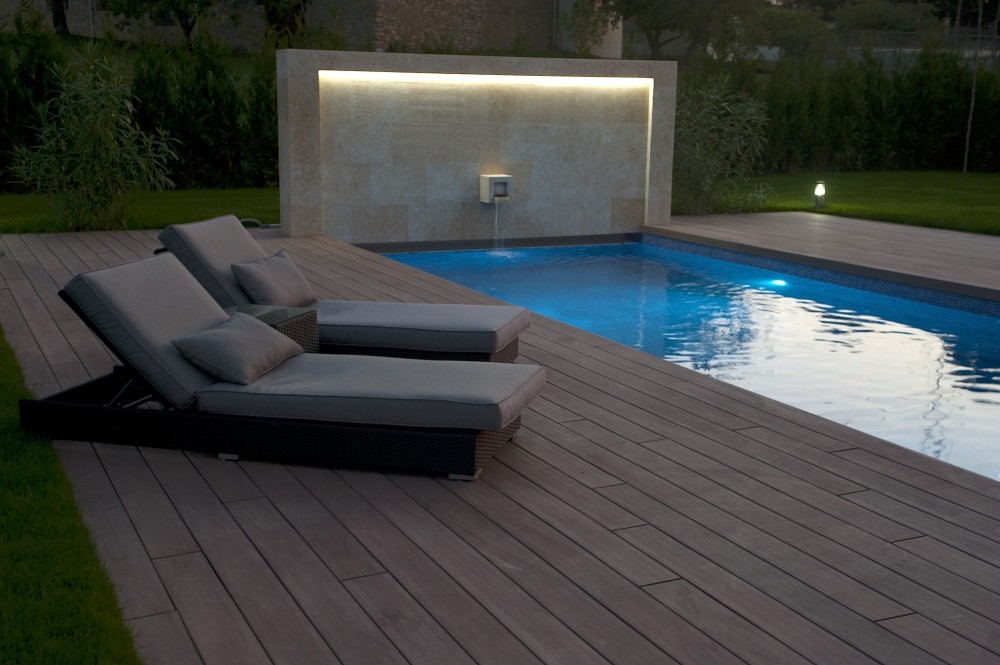 Under The Roof / Foraster Arquitectos