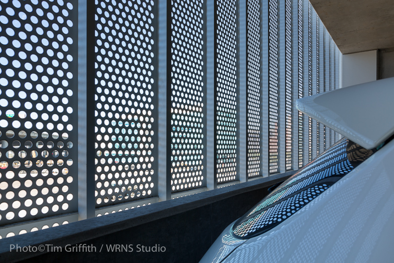 UCSF Mission Bay Parking Structure / WRNS Studio
