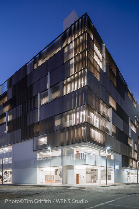 UCSF Mission Bay Parking Structure / WRNS Studio