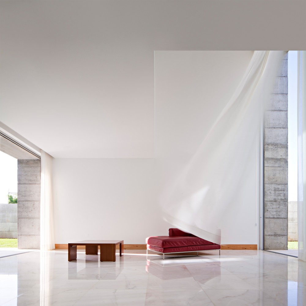 House In Moreira / Phyd Arquitectura