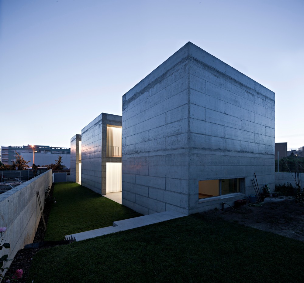 House In Moreira / Phyd Arquitectura