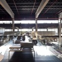 The Shell and its Contents – Italia B&B Showroom / Pitsou Kedem Architects The Shell and its Contents – Italia B&B Showroom / Pitsou Kedem Architects © Amit Geron