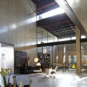 The Shell and its Contents – Italia B&B Showroom / Pitsou Kedem Architects The Shell and its Contents – Italia B&B Showroom / Pitsou Kedem Architects © Amit Geron