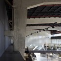 The Shell and its Contents – Italia B&B Showroom / Pitsou Kedem Architects The Shell and its Contents – Italia B&B Showroom / Pitsou Kedem Architects © Amit Geron