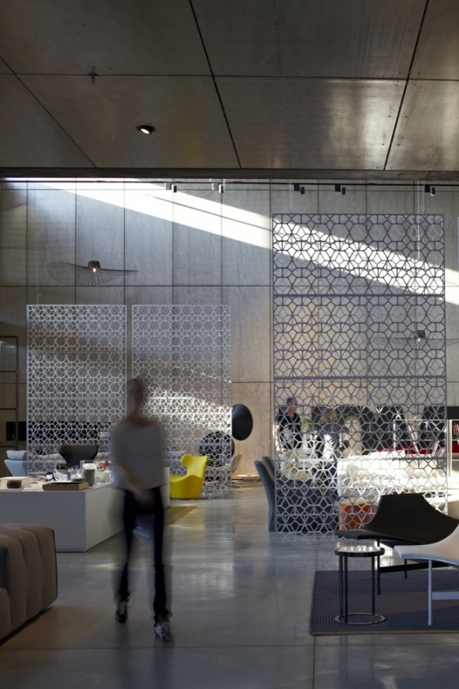 The Shell and its Contents – Italia B&B Showroom / Pitsou Kedem Architects