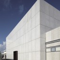 The Shell and its Contents – Italia B&B Showroom / Pitsou Kedem Architects The Shell and its Contents – Italia B&B Showroom / Pitsou Kedem Architects © Amit Geron