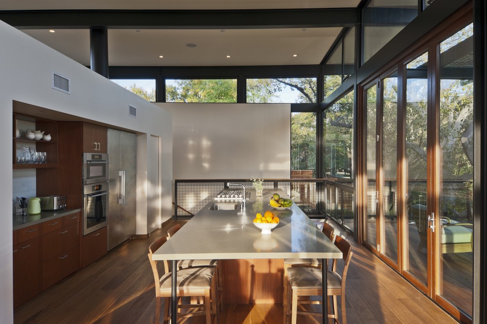 Broom Way Residence / Nonzero Architecture