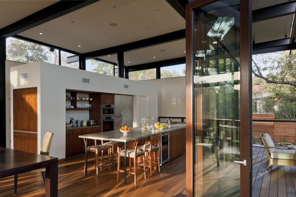 Broom Way Residence / Nonzero Architecture