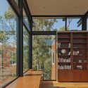 Broom Way Residence / Nonzero\Architecture Broom Way Residence / Nonzero\Architecture © Juergen Nogai