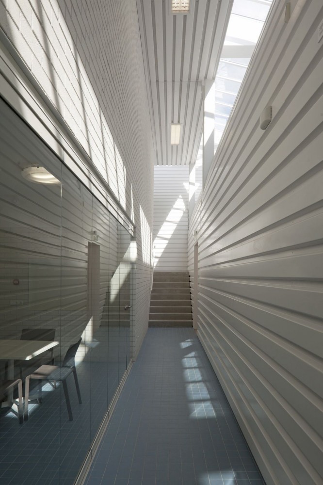 Gym Hall TNW / NL Architects
