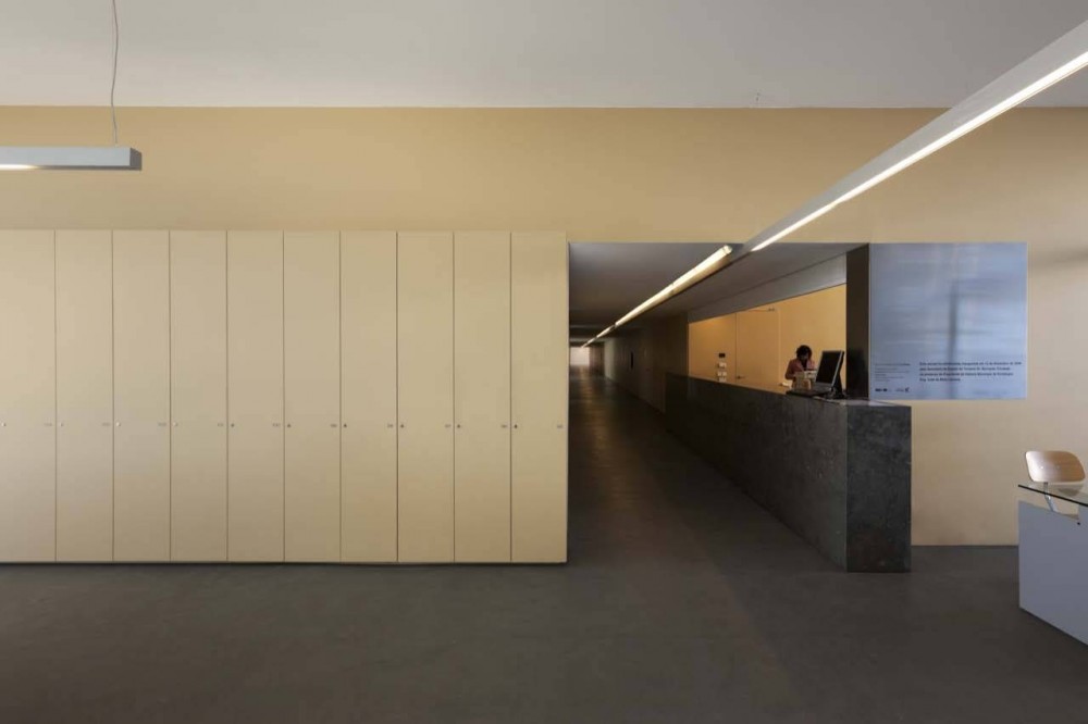 Hotel & Catering School / Eduardo Souto de Moura + Graca Correia