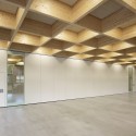 Salmtal Secondary School Canteen / SpreierTrenner Architekten Salmtal Secondary School Canteen / SpreierTrenner Architekten Courtesy of Guido Erbring Architekturfotografie
