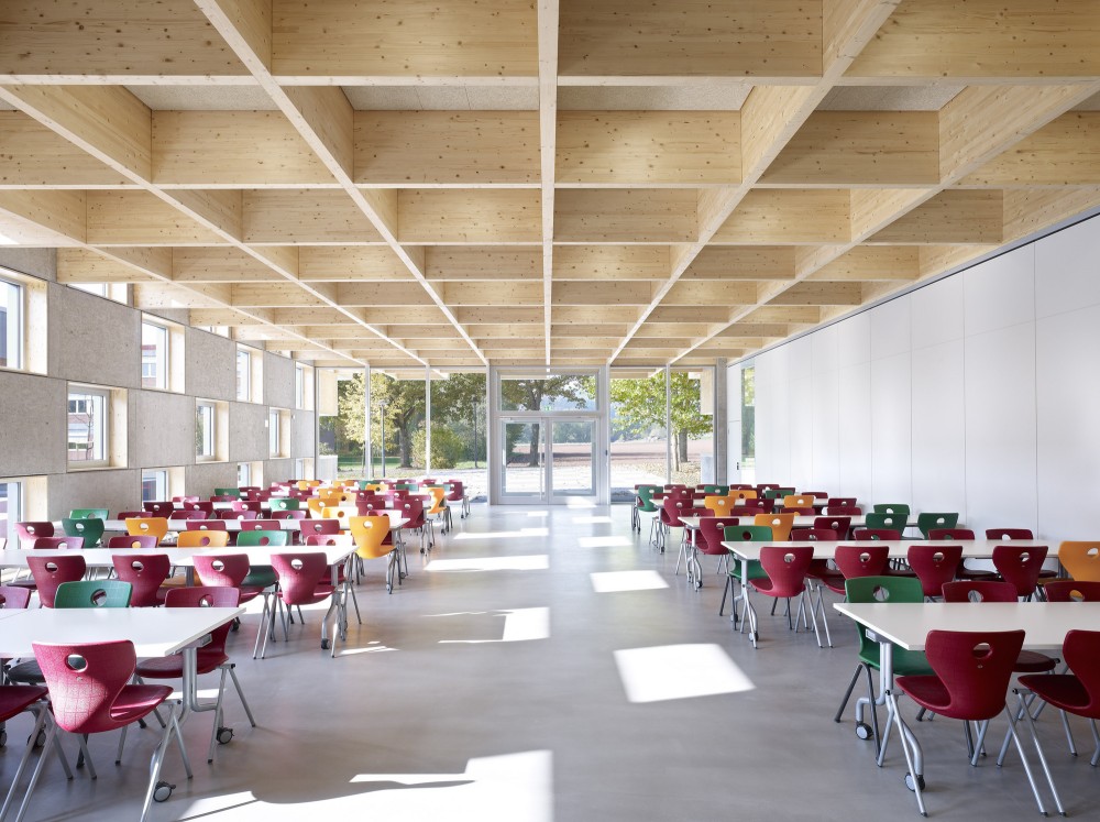 Salmtal Secondary School Canteen / SpreierTrenner Architekten