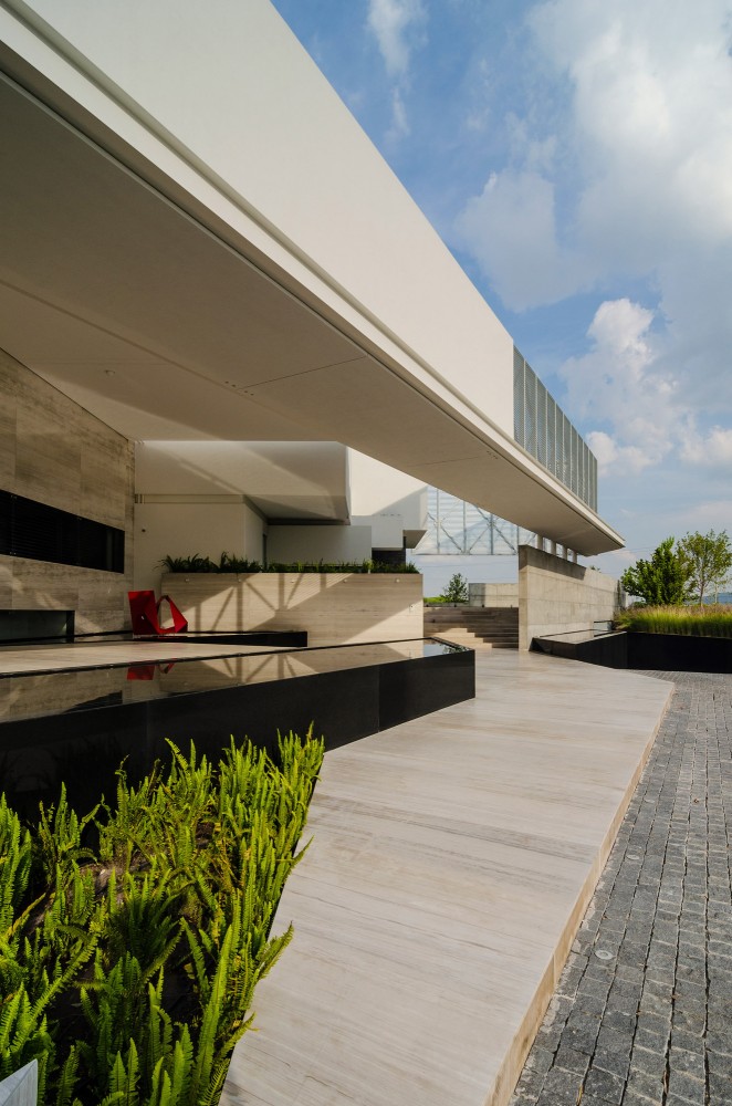 JRB House / Reims Architecture