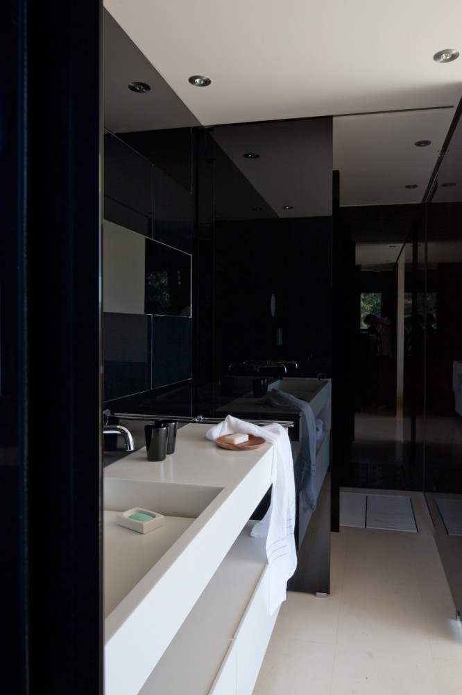 House rehabilitation in Bellaterra / YLab