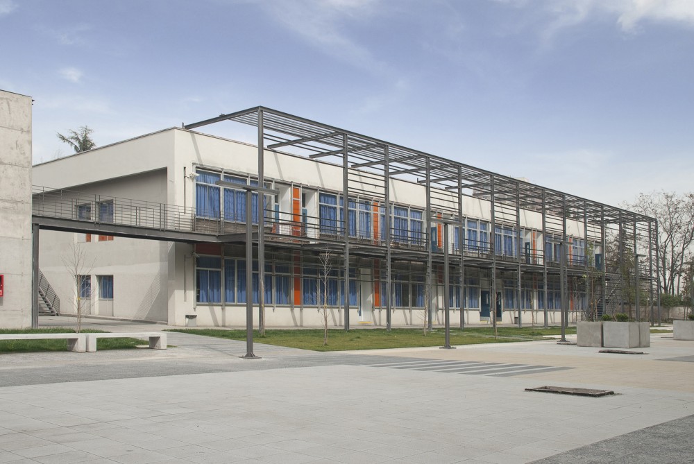 Chemical and Pharmaceutical Sciences Faculty Concentration / FJL + Desarrollo Integral de Proyectos