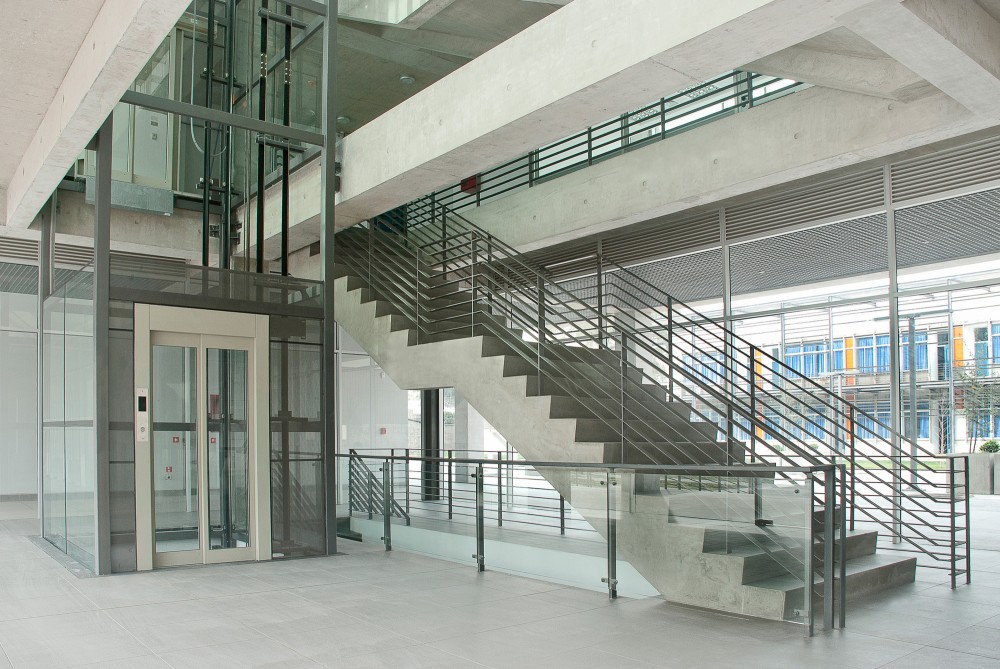 Chemical and Pharmaceutical Sciences Faculty Concentration / FJL + Desarrollo Integral de Proyectos