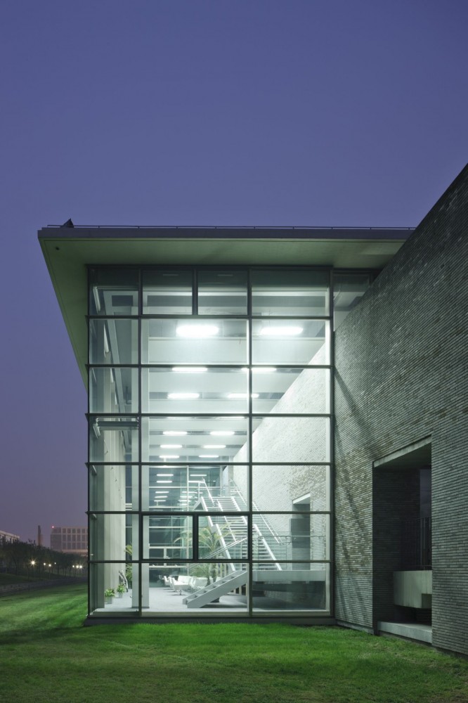 Shanghai Vanke Headquarters / Tsushima Design Studio