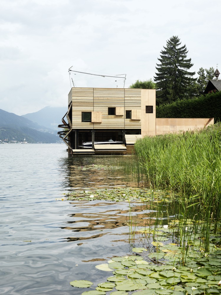 Boat’s House at Millstätter Lake / MHM architects