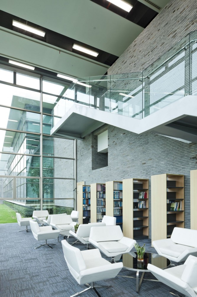 Shanghai Vanke Headquarters / Tsushima Design Studio