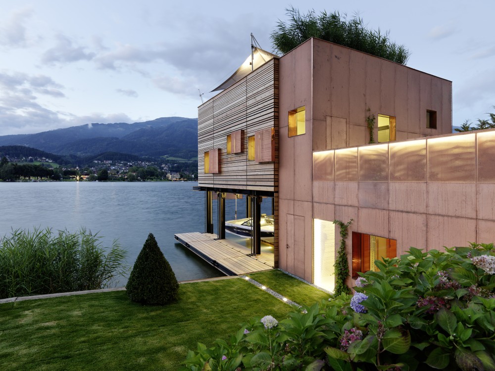 Boat’s House at Millstätter Lake / MHM architects