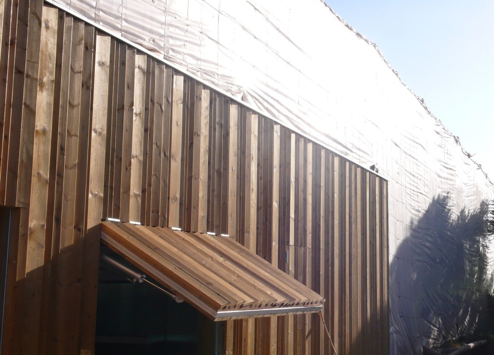 Multipurpose Hall Finca del Lomo / Equipo Olivares Arquitectos