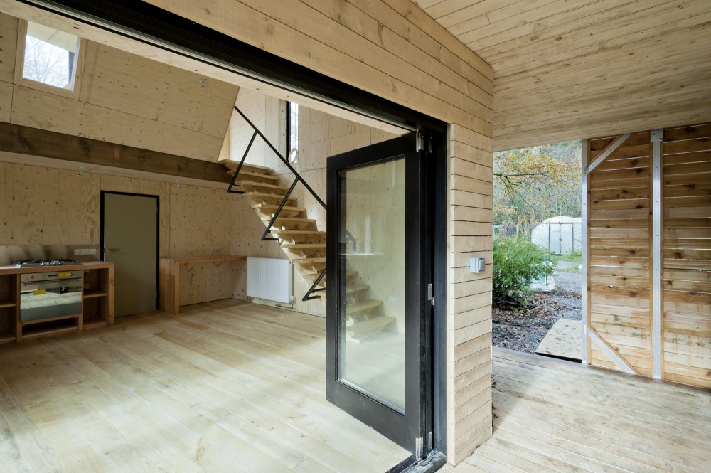 Caretaker’s House / Invisible Studio + AA Inter 2