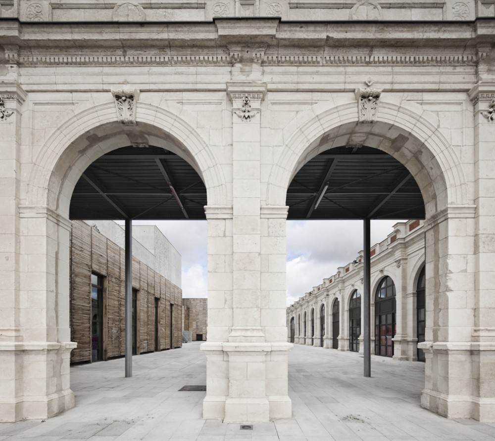 Saint-Nazaire Theatre / K-architectures
