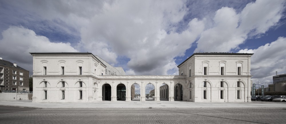 Saint-Nazaire Theatre / K-architectures