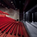 Saint-Nazaire Theatre / K-architectures Saint-Nazaire Theatre / K-architectures © Luc Boegly