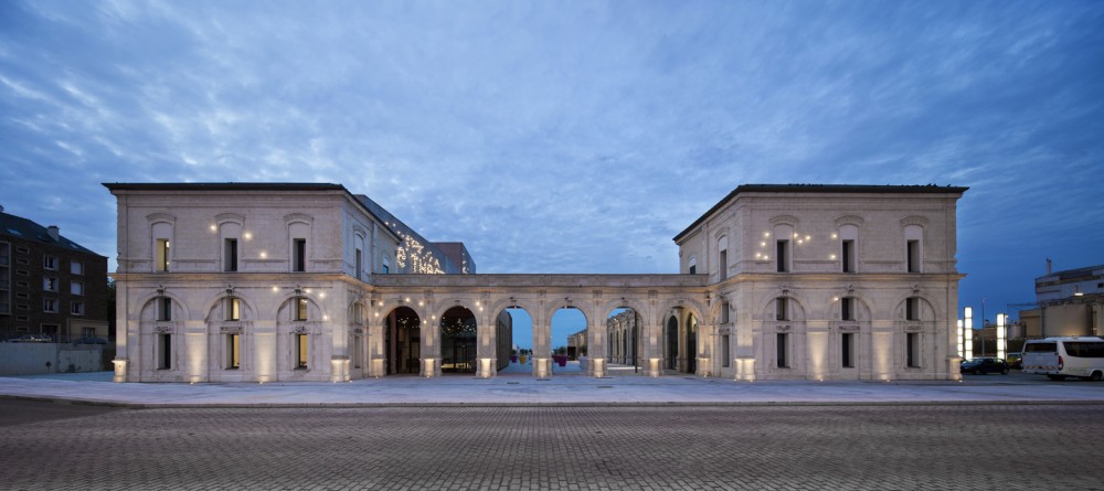 Saint-Nazaire Theatre / K-architectures