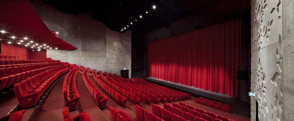 Saint-Nazaire Theatre / K-architectures