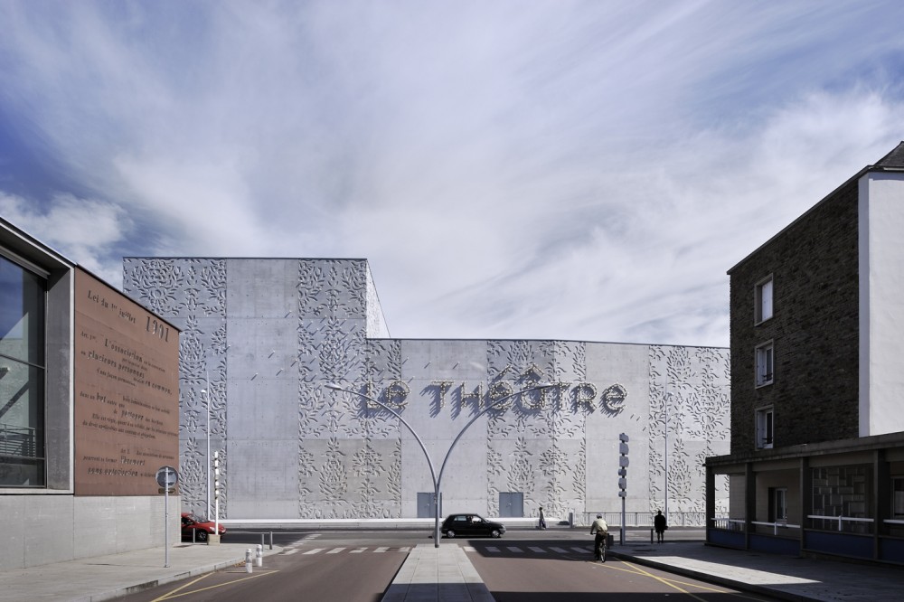 Saint-Nazaire Theatre / K-architectures