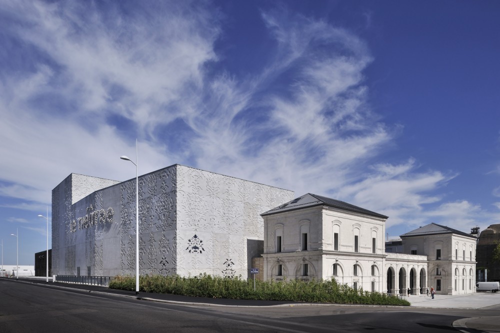 Saint-Nazaire Theatre / K-architectures